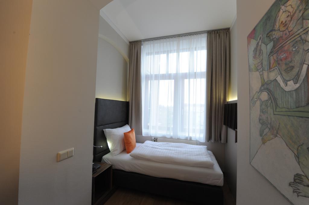 Eee Hotel Perg Стая снимка